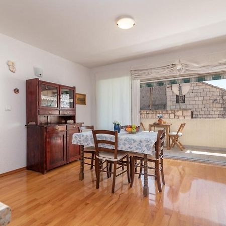 Apartment Bruno Trogir Exteriör bild