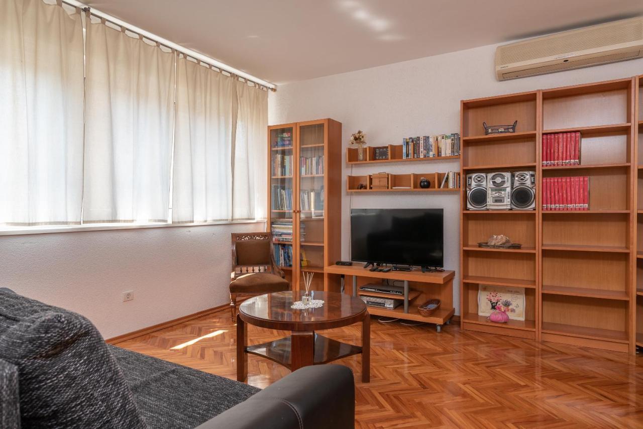 Apartment Bruno Trogir Exteriör bild