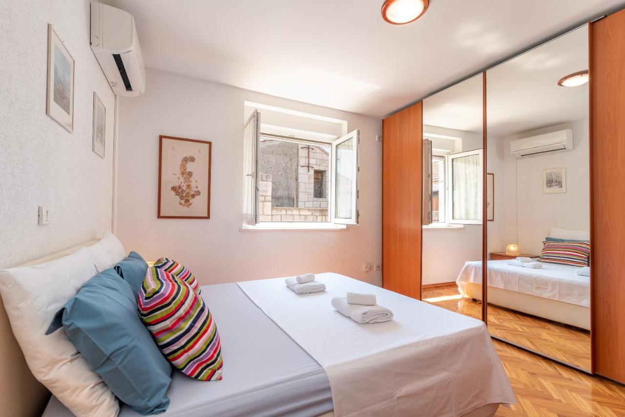 Apartment Bruno Trogir Exteriör bild
