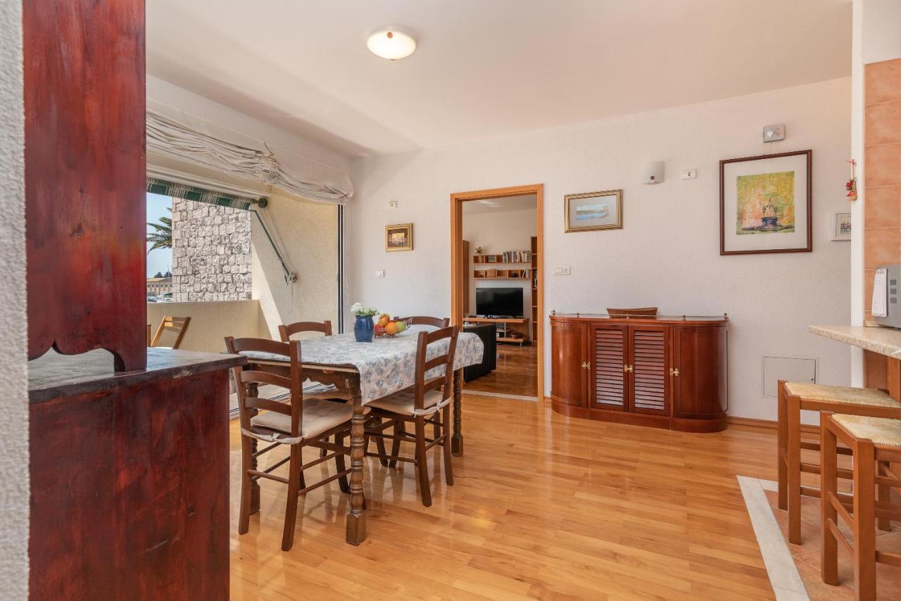 Apartment Bruno Trogir Exteriör bild